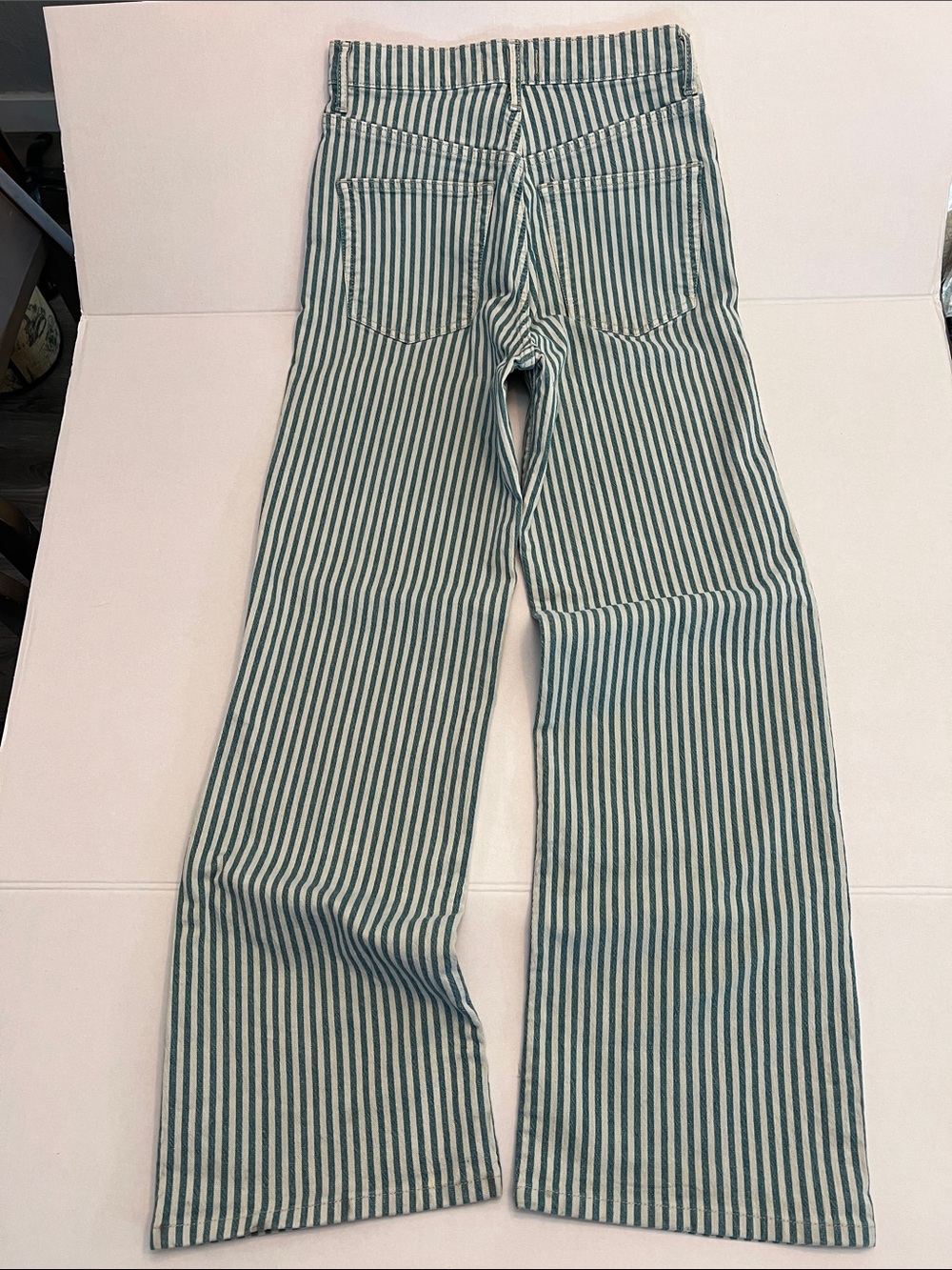 FREE PEOPLE WE THE FREE ASTORIA HIGH RISE BLUE /WHITE STRIPED WIDE LEG JEANS 27 - Picture 2 of 14